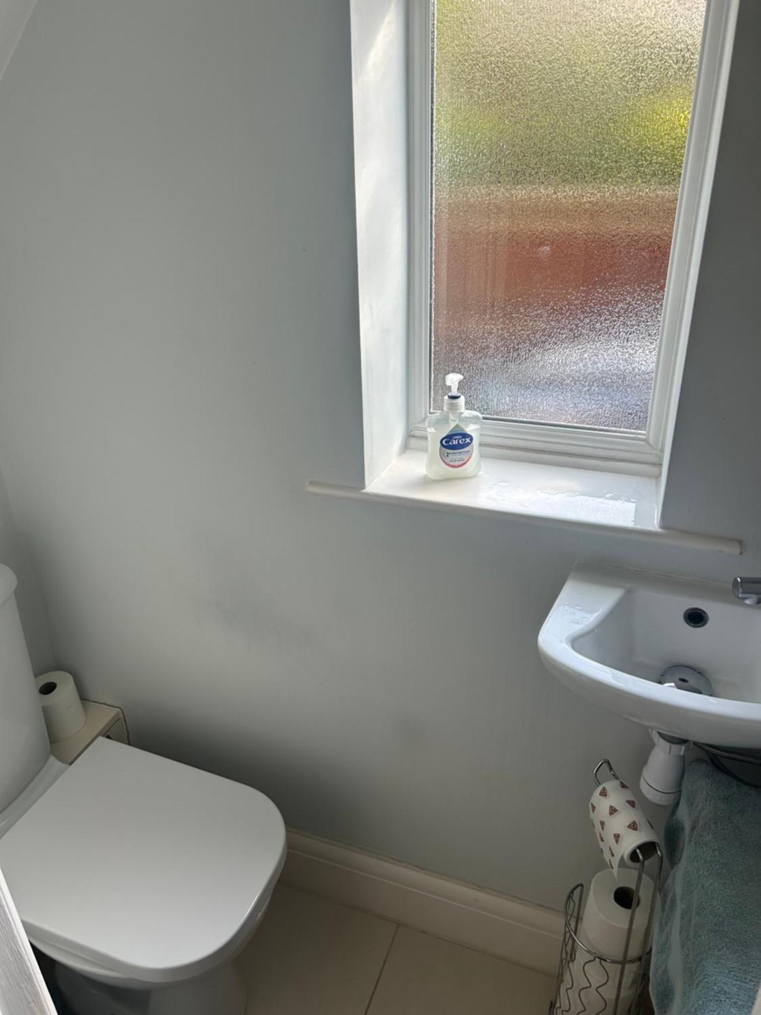 Lovely, Large Double Bedroom With Park View In Home Hazel Grove Extérieur photo
