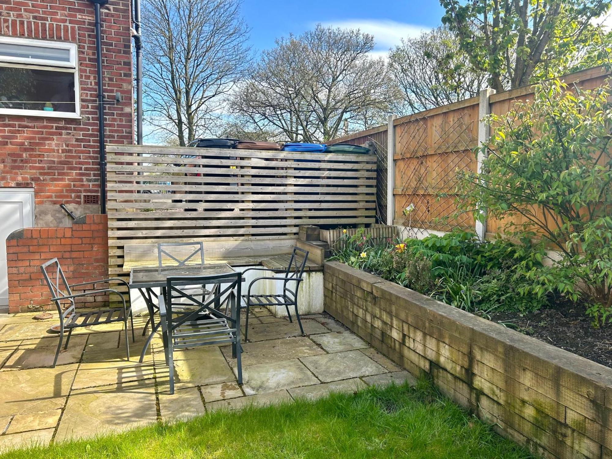 Lovely, Large Double Bedroom With Park View In Home Hazel Grove Extérieur photo